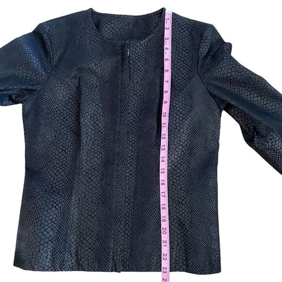 Alfani ~ Petites ~ Genuine Leather Jacket ~ Fully lined ~ size Small - Picture 8 of 9